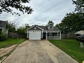 Building Photo - 1302 S C Ct