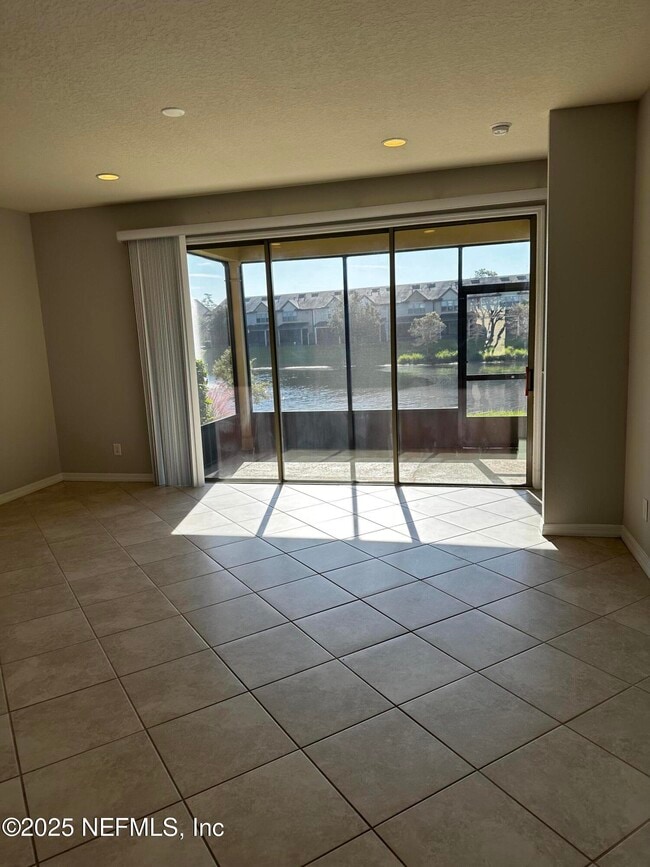 Building Photo - 7010 Butterfly Ct