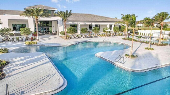 Building Photo - 5546 St Armands Way