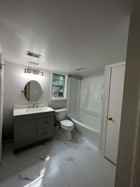 Building Photo - 2210 Montreat Cir