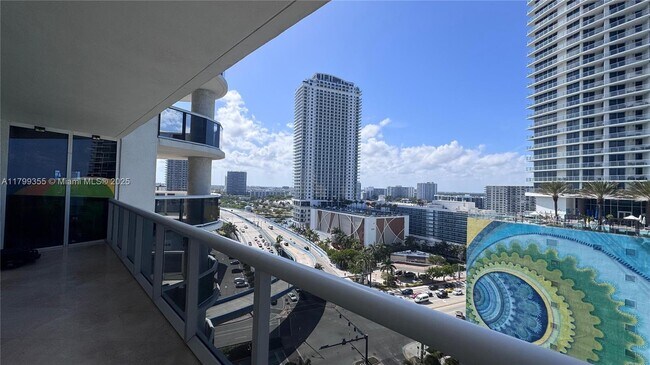 Building Photo - 1800 S Ocean Dr