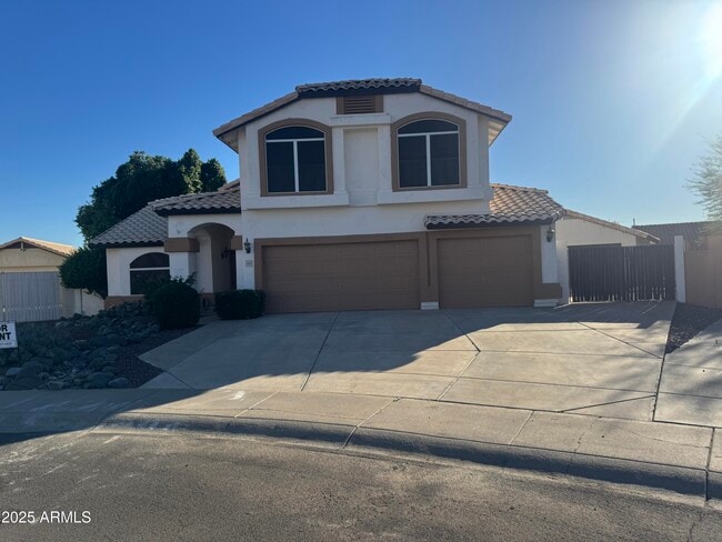 Building Photo - 5437 W Wahalla Ln