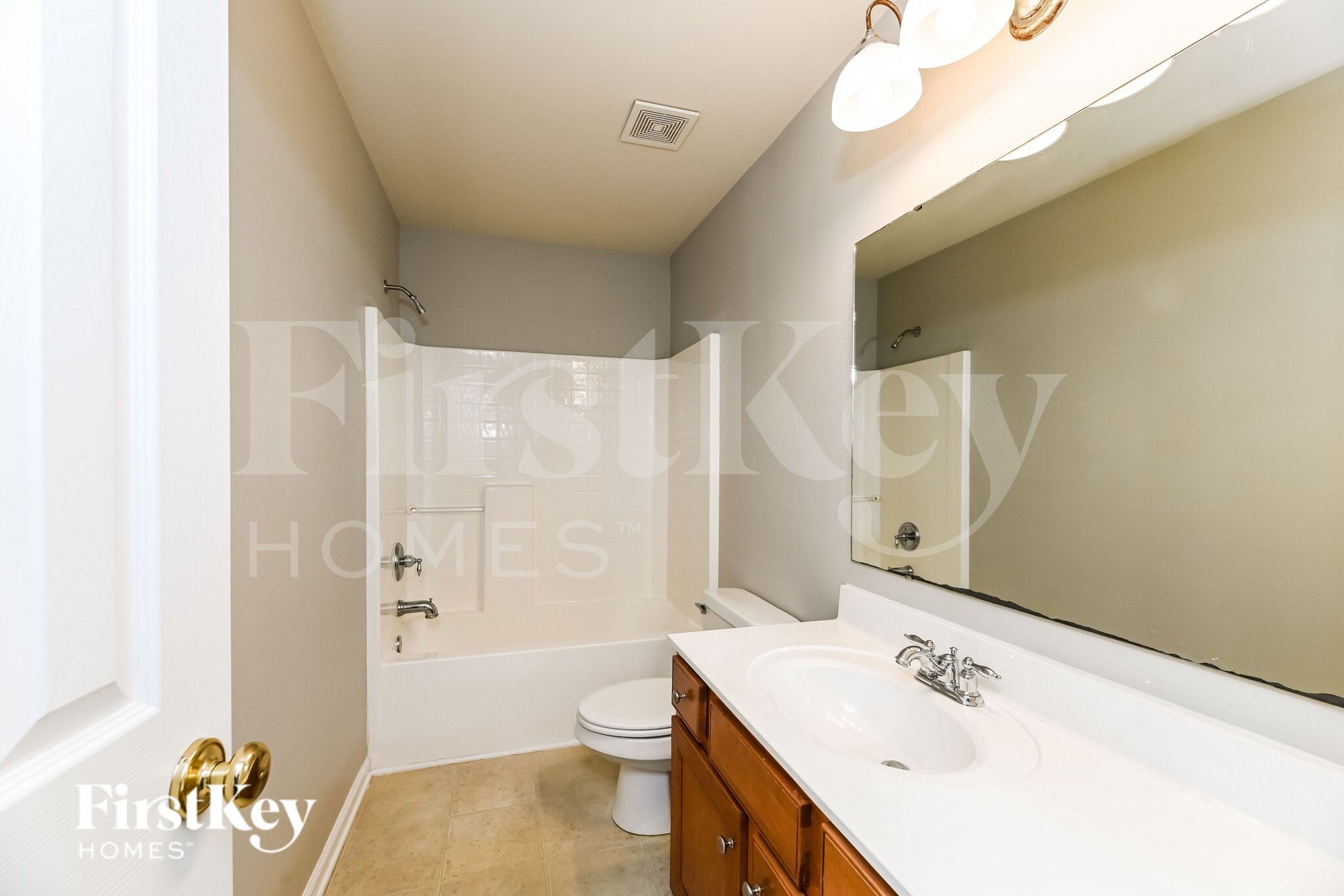 Building Photo - 337 Lakewind Dr