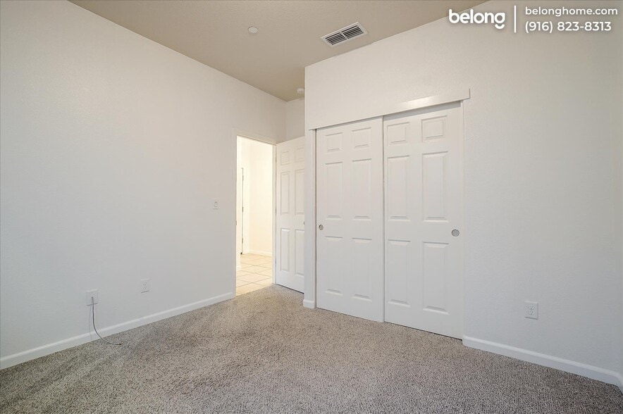 Building Photo - 1873 Rezzano Way