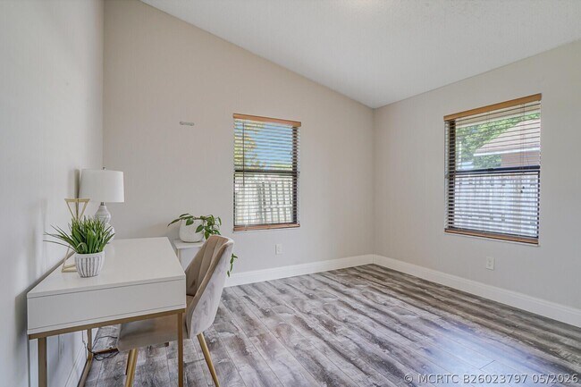 Building Photo - 13834 Geranium Pl
