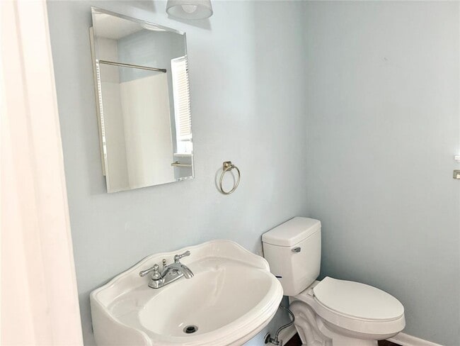 Building Photo - 12717 Burson Dr