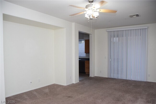 Building Photo - 6235 Shamrock Lake Ave