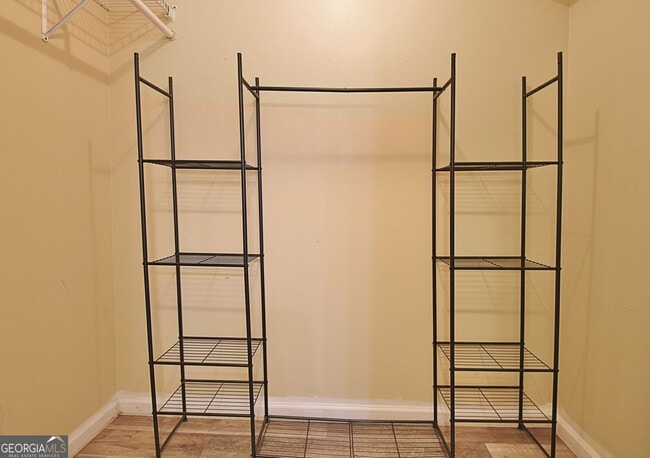 Building Photo - 15 Chestlehurst Way