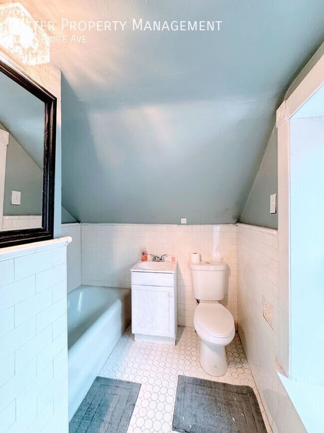 Building Photo - 6825 Ridge Ave