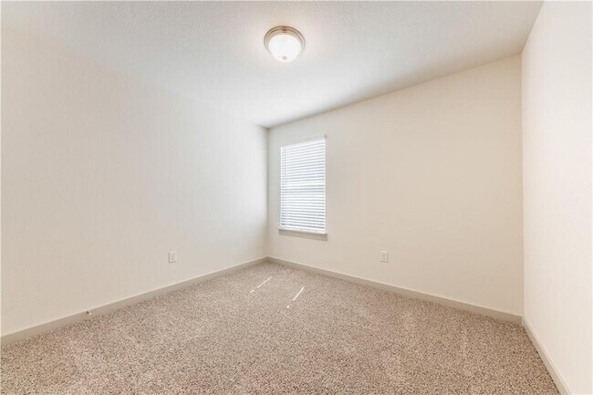 Building Photo - 8304 Mimi Ln