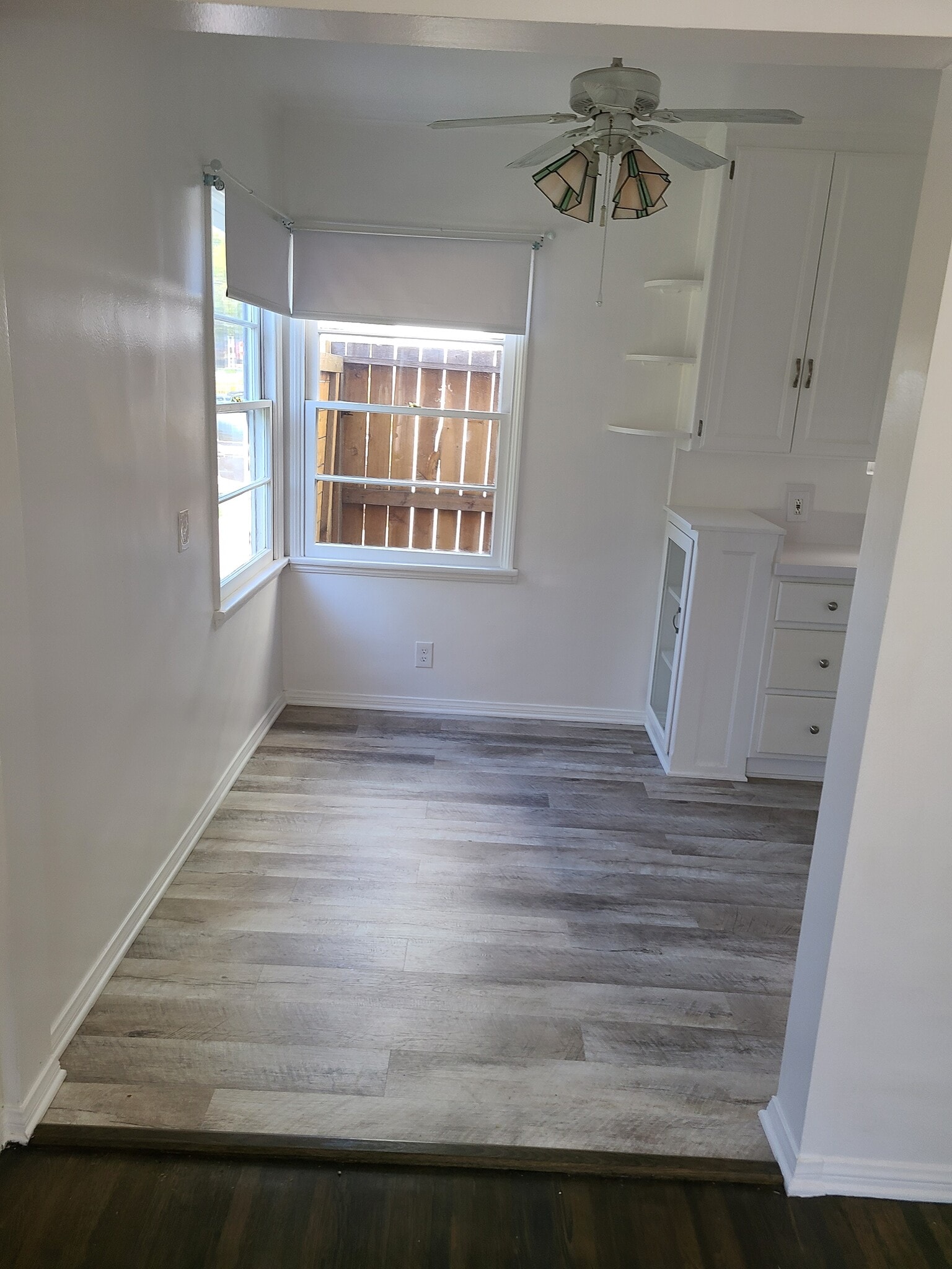 Breakfast nook - 1614 S Wooster St