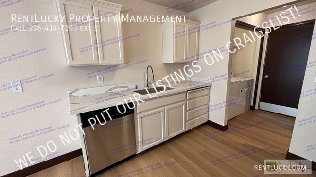 Building Photo - 104 167th St E