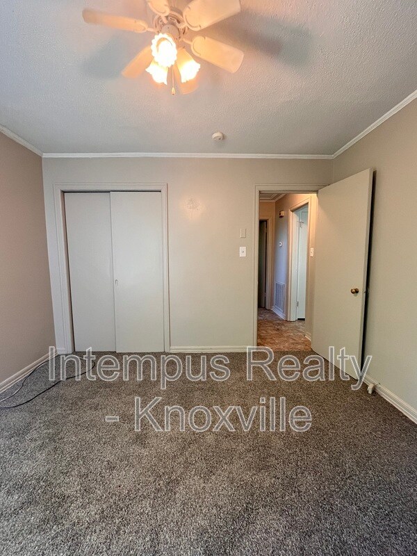 Building Photo - 3116 Sunset Ave