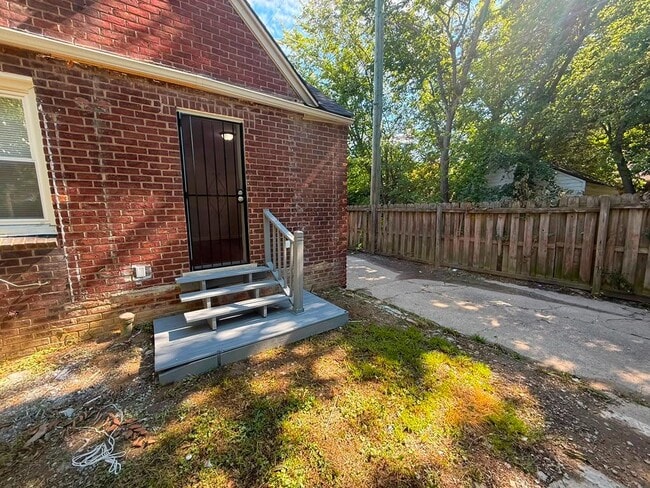 Building Photo - 11031 Courville St