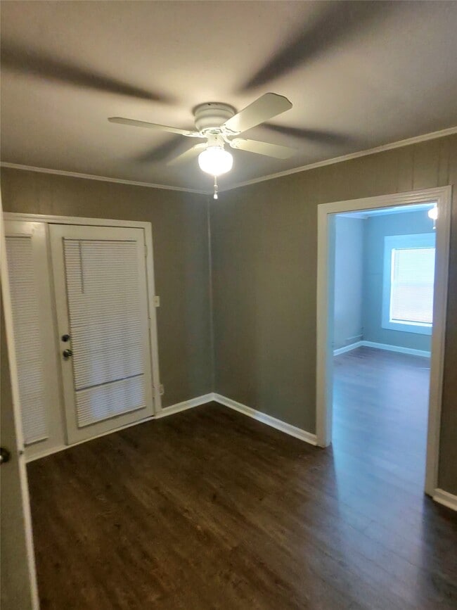 Building Photo - 10614 Chadwick St