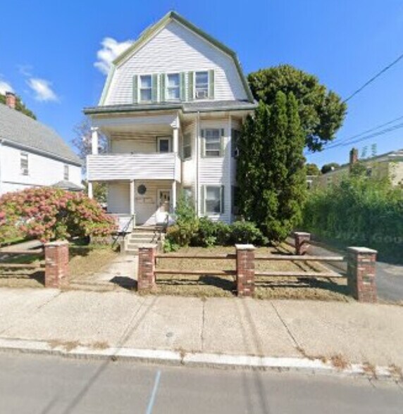 Building Photo - 107 Essex St