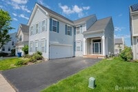 Building Photo - 31 Hawthorn Dr
