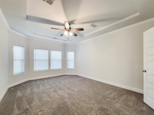 Building Photo - 8926 Emerald Cane Dr