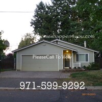Building Photo - 2844 Randi Ln NE