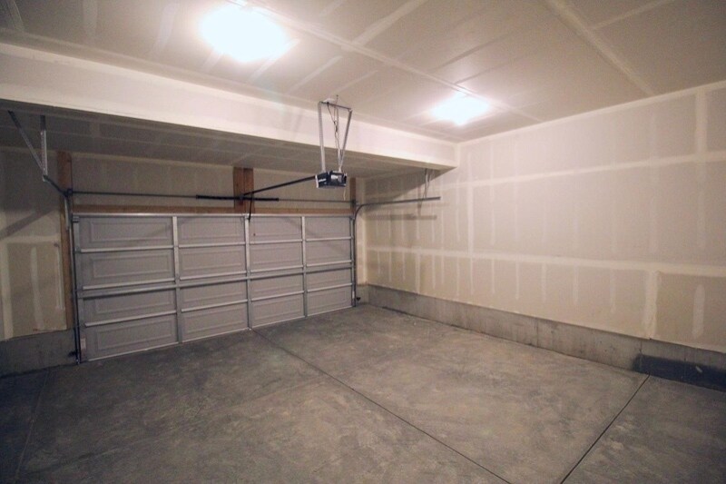 Building Photo - 321 Skyraider Way