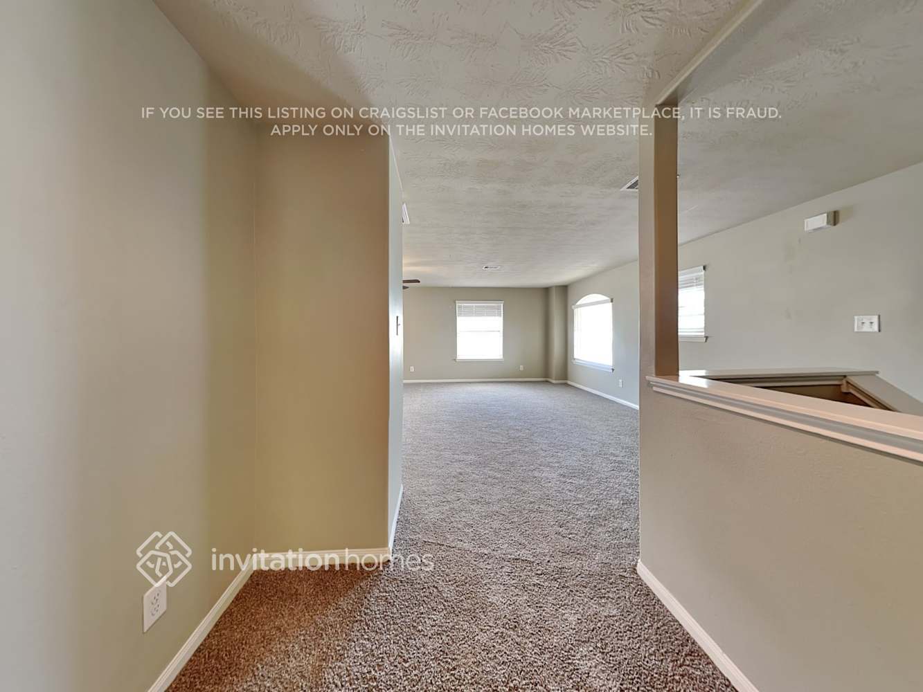 Building Photo - 19239 Canaras Ct