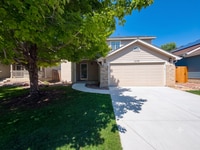 Building Photo - Stunning 4-Bed 3.5-Bath Home with Finished Entertainment Basement