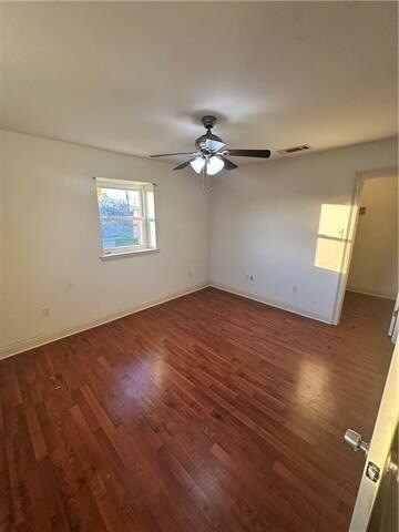 Building Photo - 3612 Laplace St