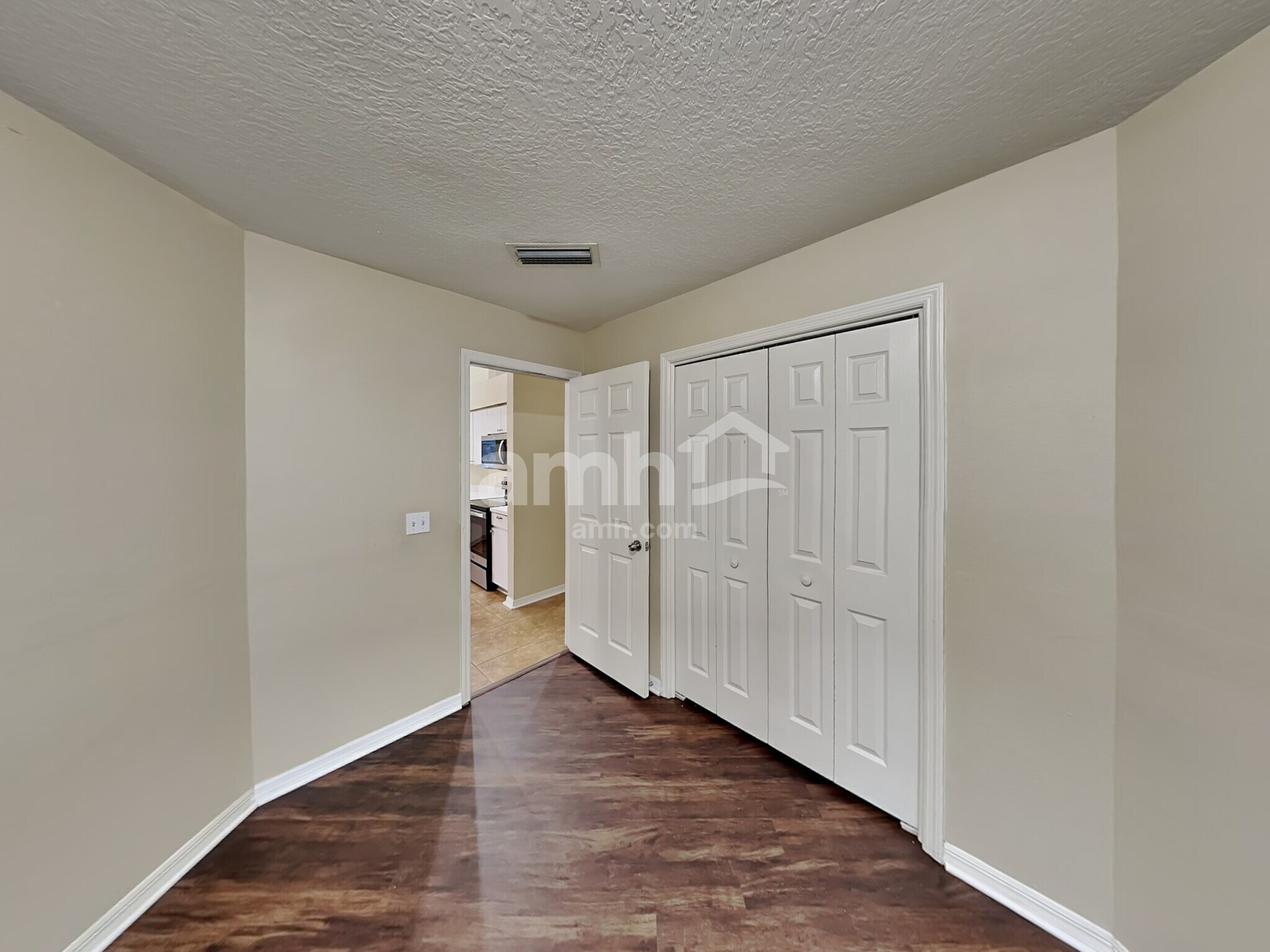 Building Photo - 1706 Comstock Pl