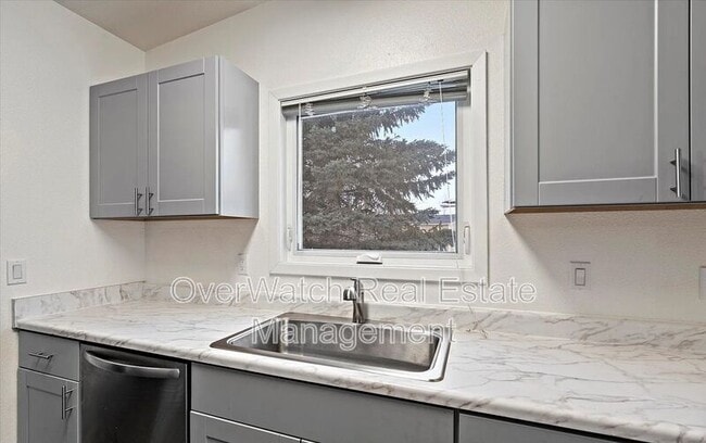 Building Photo - 9231 Elgin Cir