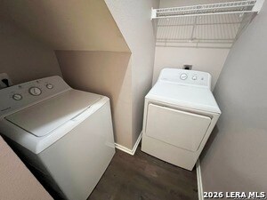 Building Photo - 9010 Arch Bridge