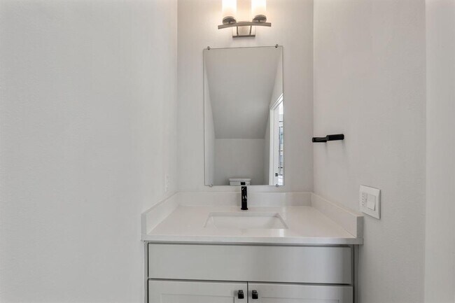 Building Photo - 4021 Manifest Ln