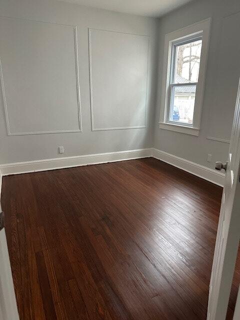 Building Photo - 833 Pennington St