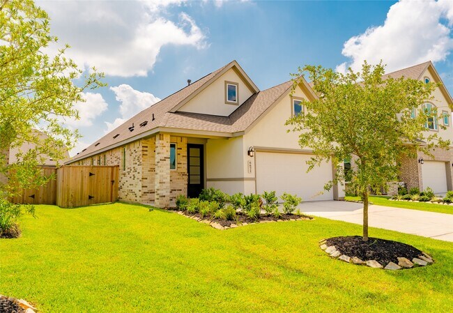 Building Photo - 6671 Iron Clover Dr