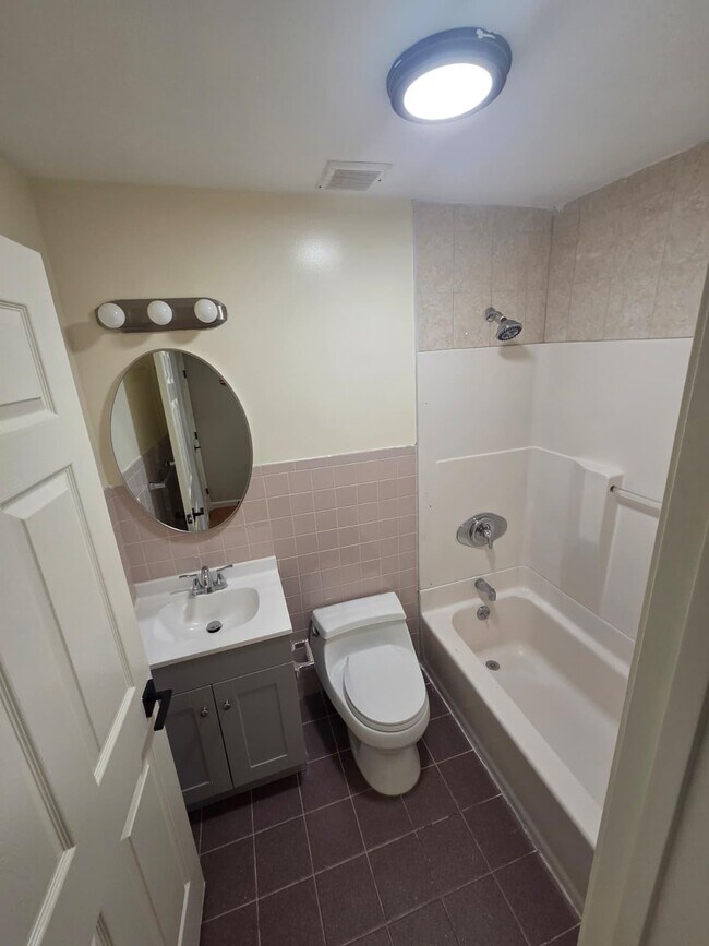 Building Photo - 7309 Dane Ct
