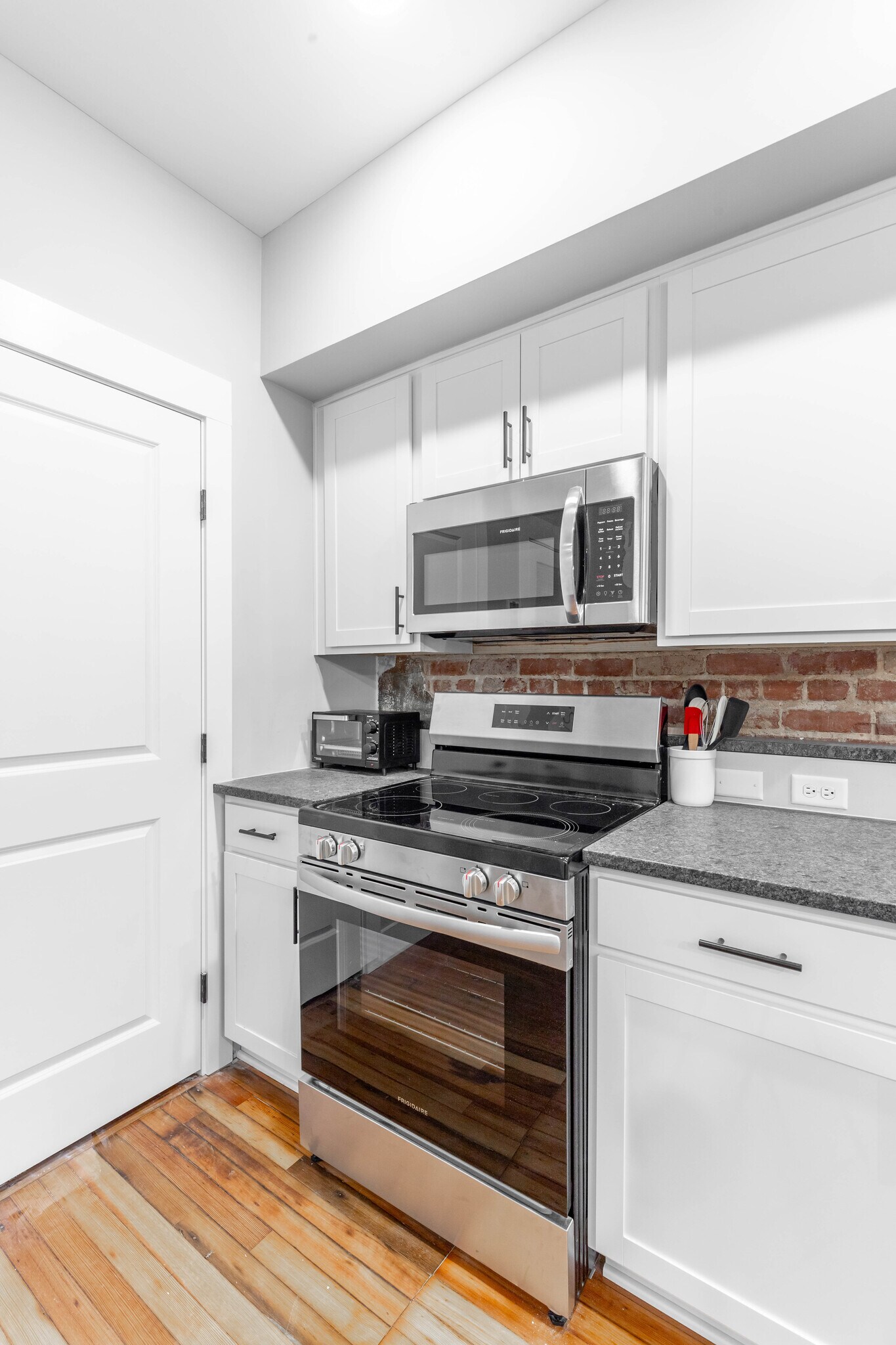 Building Photo - 1108 McCallie Ave