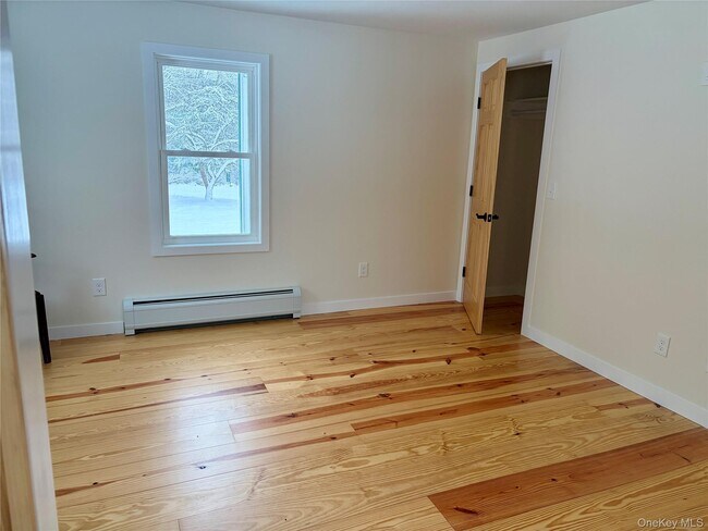 Building Photo - 156 Bloom Rd