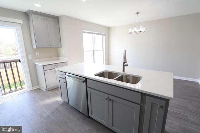 Building Photo - 11206 Barnswallow Pl