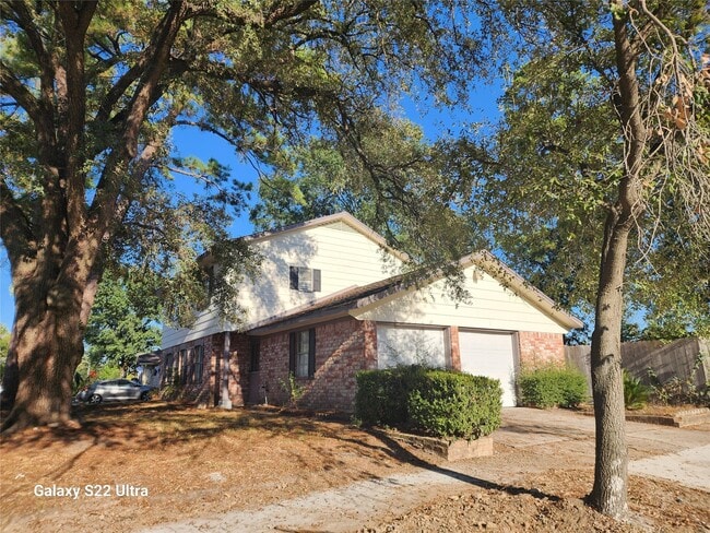 Building Photo - 515 Shady Glade Dr