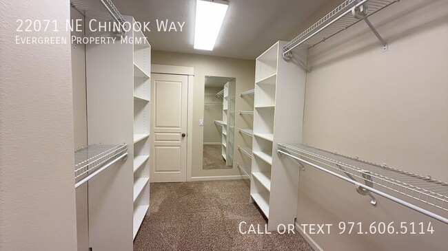 Building Photo - 22071 NE Chinook Way