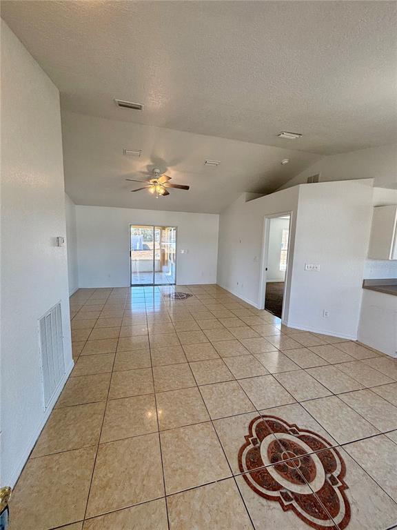 Building Photo - 16 Pecan Run Dr