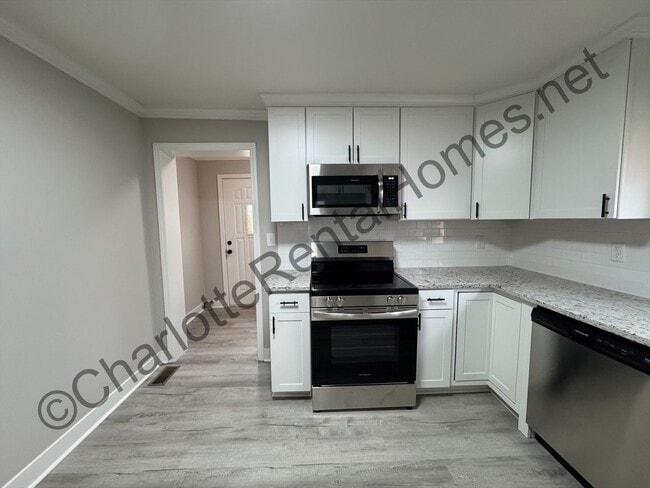 Building Photo - Wilmore house for rent - Walk to SouthEnd and light rail