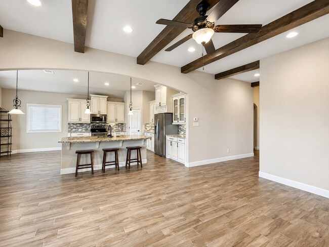 Building Photo - 1609 Calvin Loop