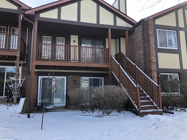 Building Photo - 412 Sandhurst Cir