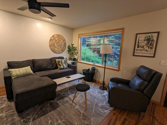 Building Photo - 2938 Warbler Way