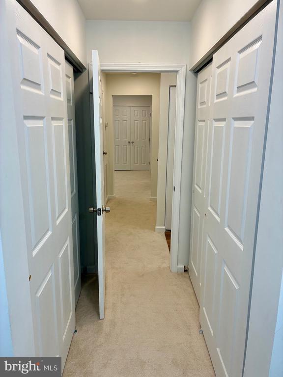 Building Photo - 5772 Rexford Ct