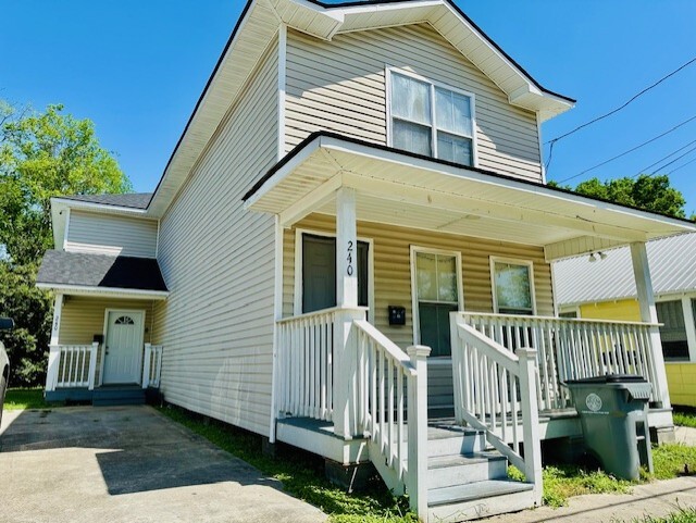 Primary Photo - 240 W Garfield St