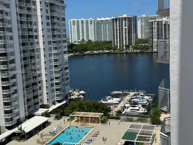 Building Photo - 18021 Biscayne Blvd