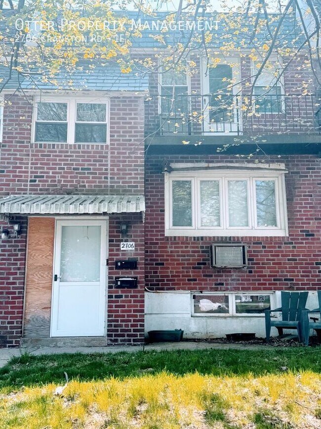 Building Photo - 2706 Cranston Rd