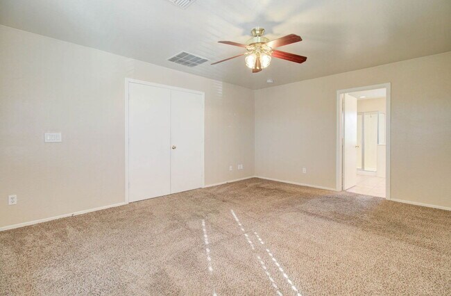 Building Photo - 17762 W Hearn Rd