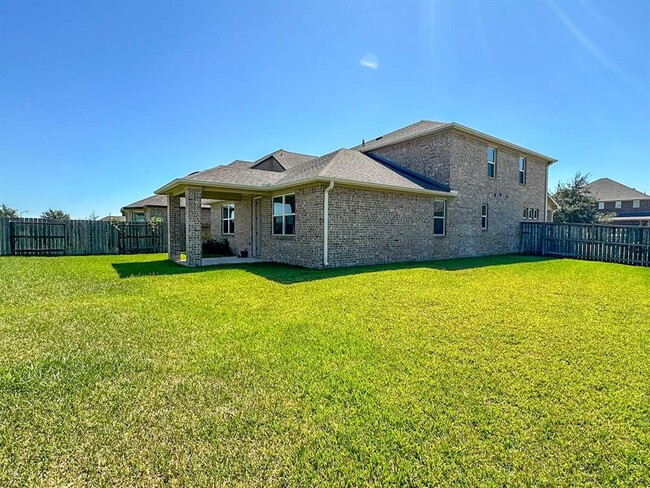 Building Photo - 24926 Clearwater Willow Trace